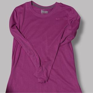 Nike women’s long sleeve Dri-Fit shirt Medium